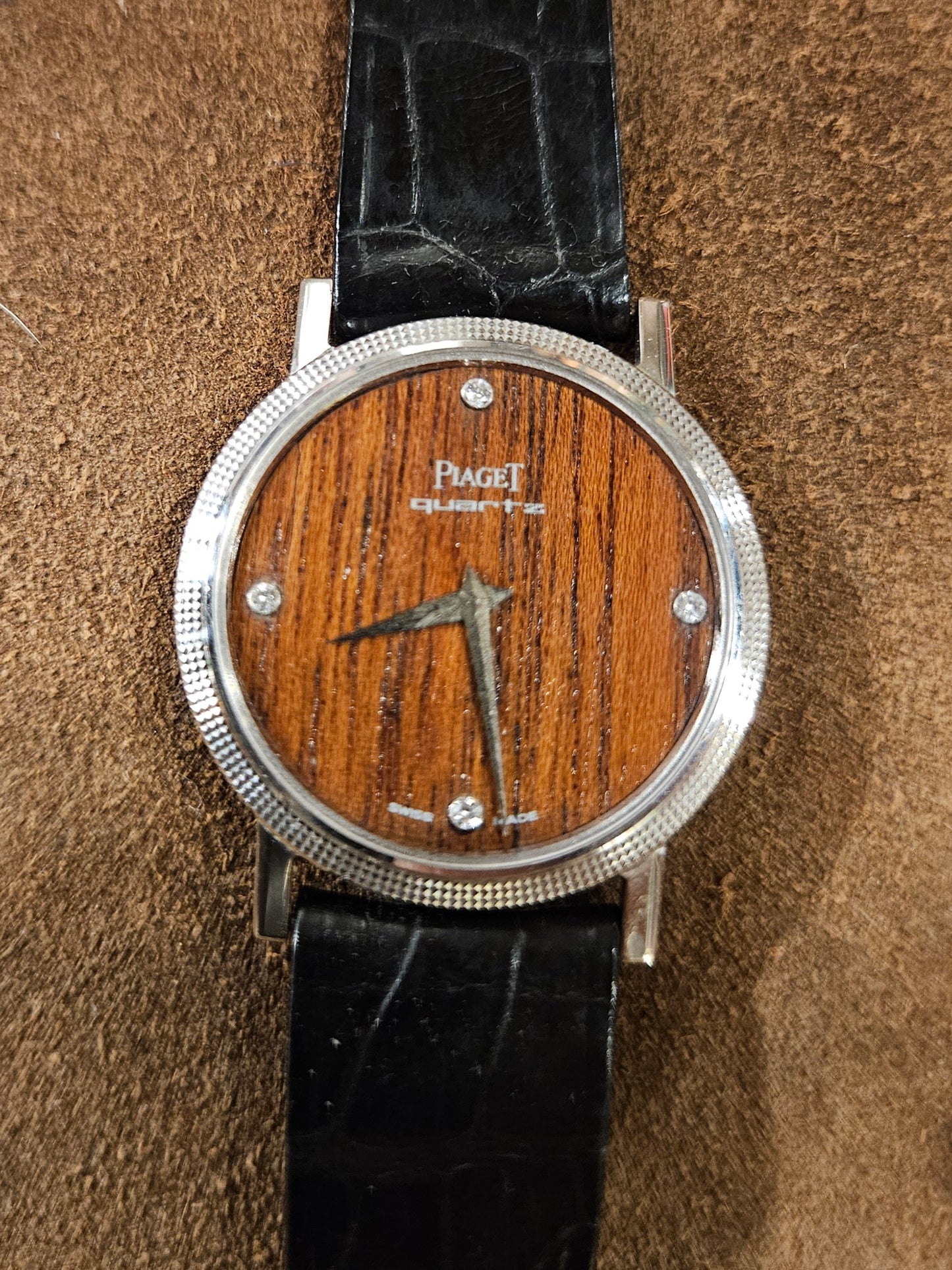Piaget 7634 Wooden diamond dial watch from the 1980s