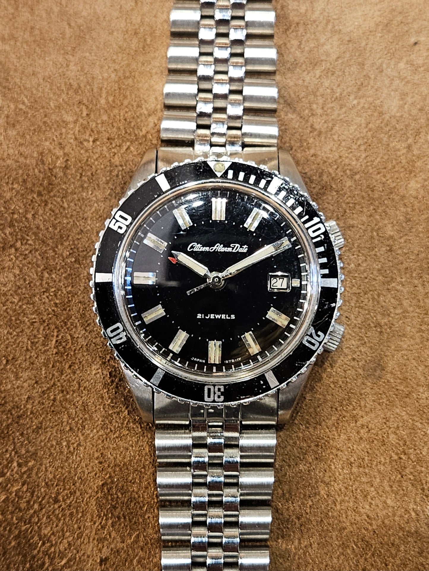 Citizien Alarm Date Parawater Diver 52902 watch from the 1960s.