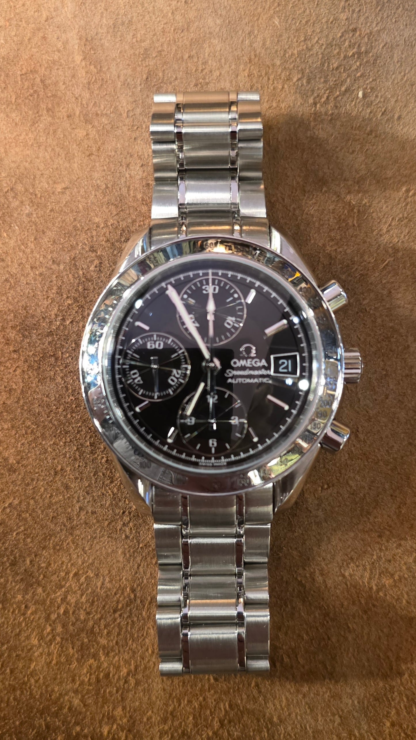 Omega Speedmaster Date 3513.50 watch from the 2000s.