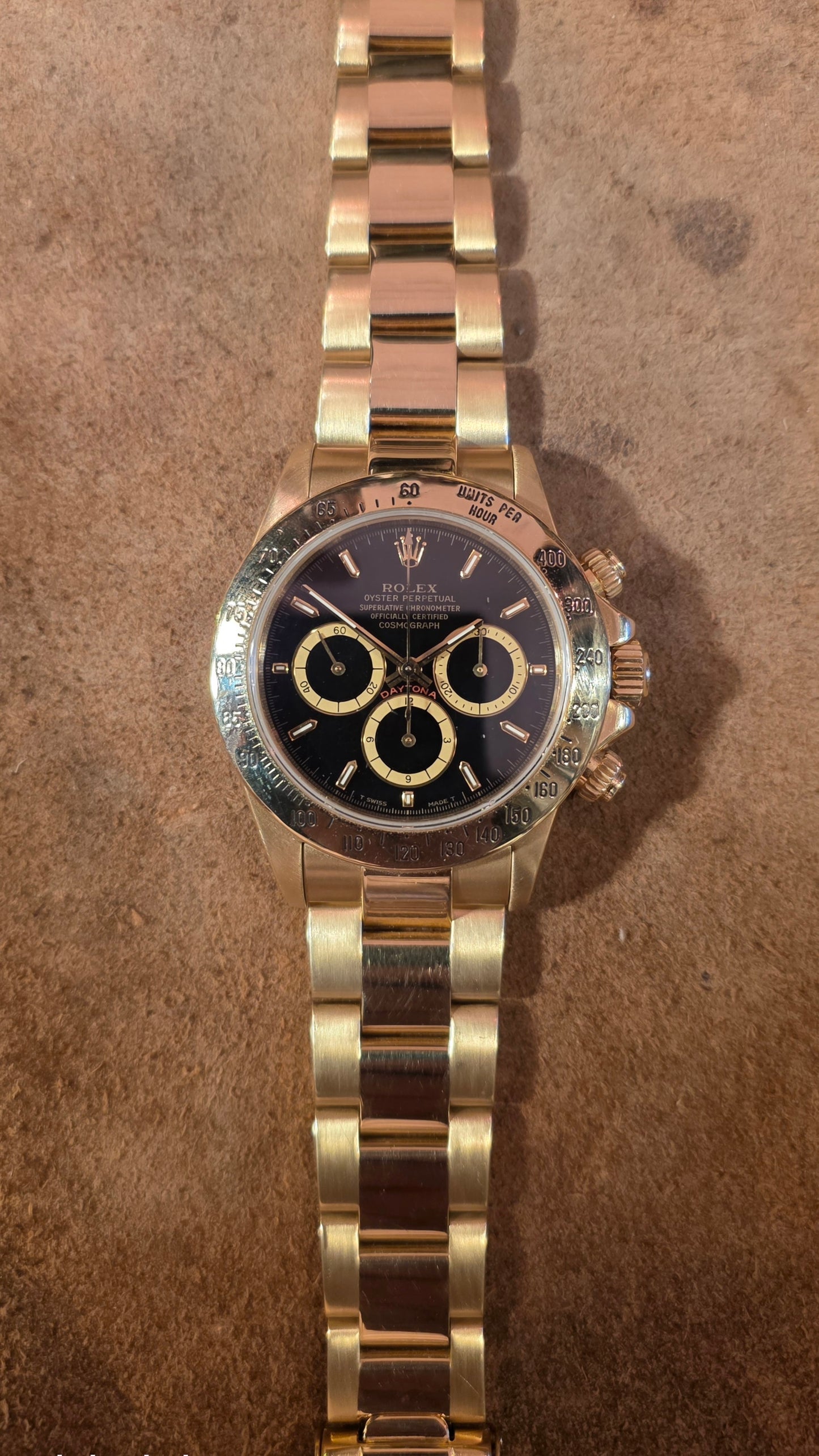 Rolex Daytona 16528 watch from 1993.