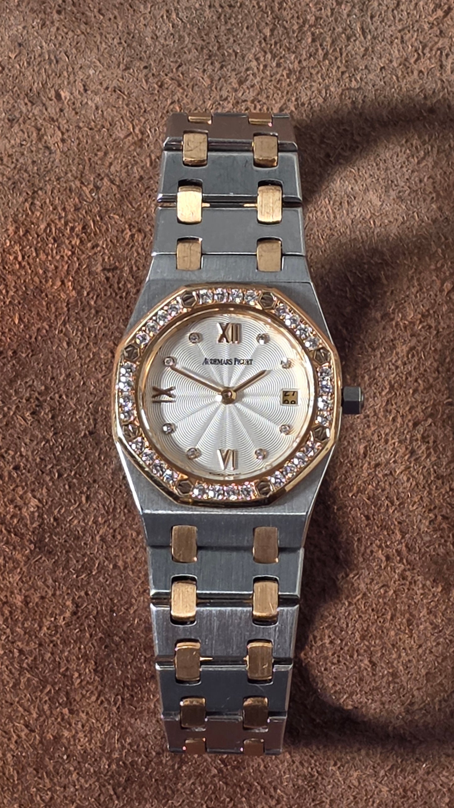 Audemars Piguet Royal Oak 674725A watch from 2004.