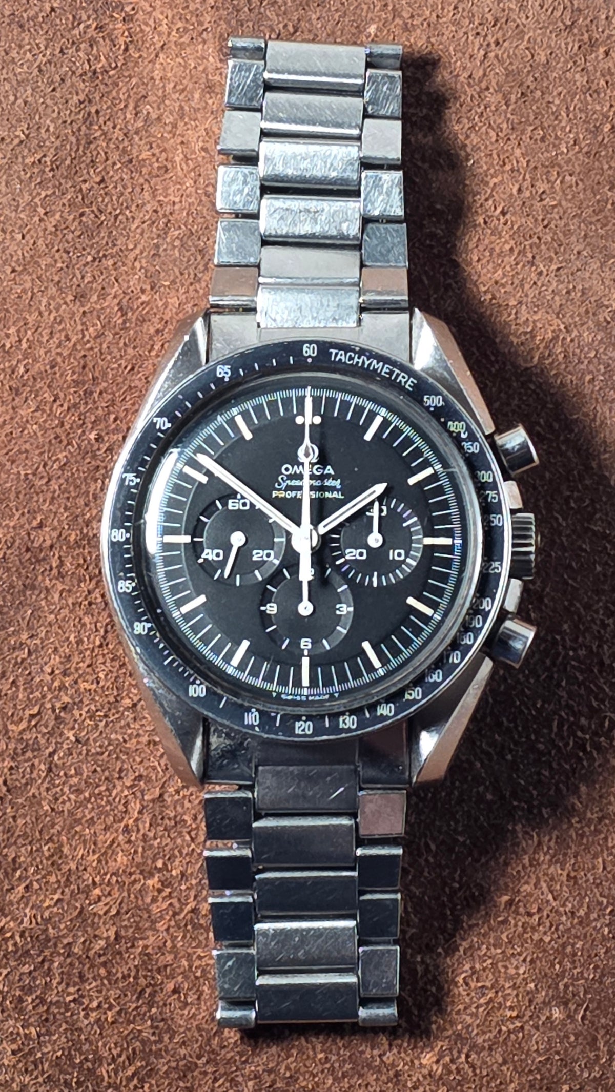 Omega Speedmaster horizontal script First man on the moon watch from 1970