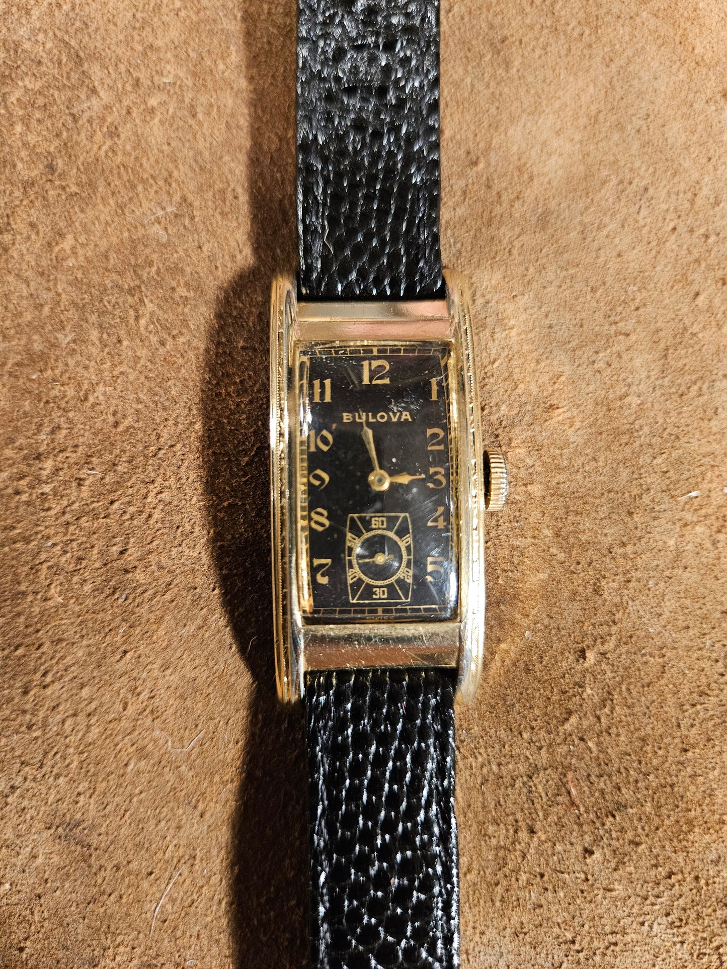 Bulova Rectangular Dress watch Black Gilt dial watch from the 1940s