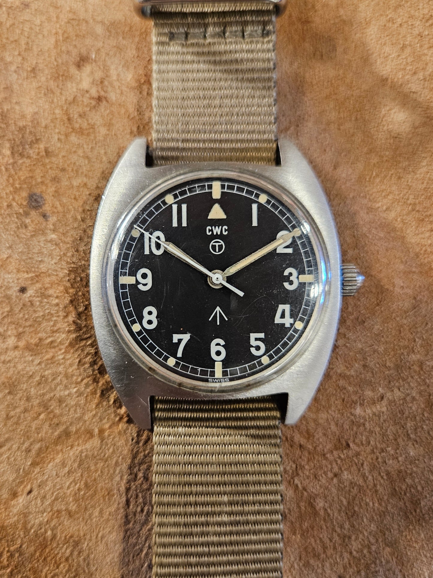 CWC w10 British Army issued watch from 1977