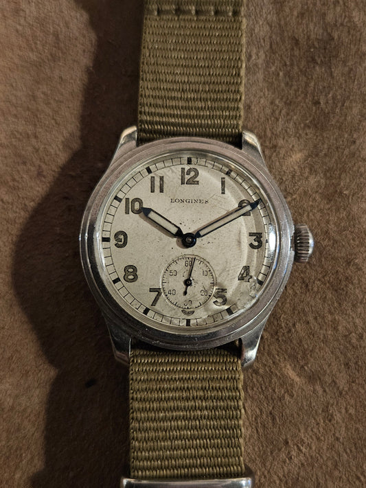 Longines Tre Tacche 4776 watch from 1943