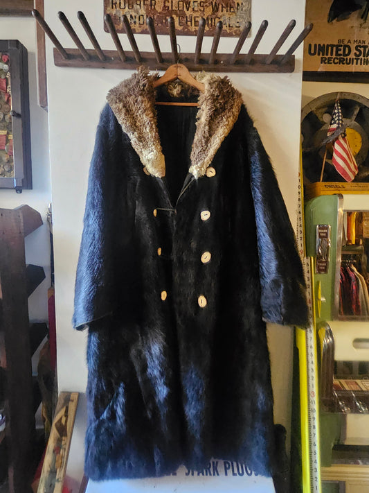 Black Bear long Jacket with Wool collar