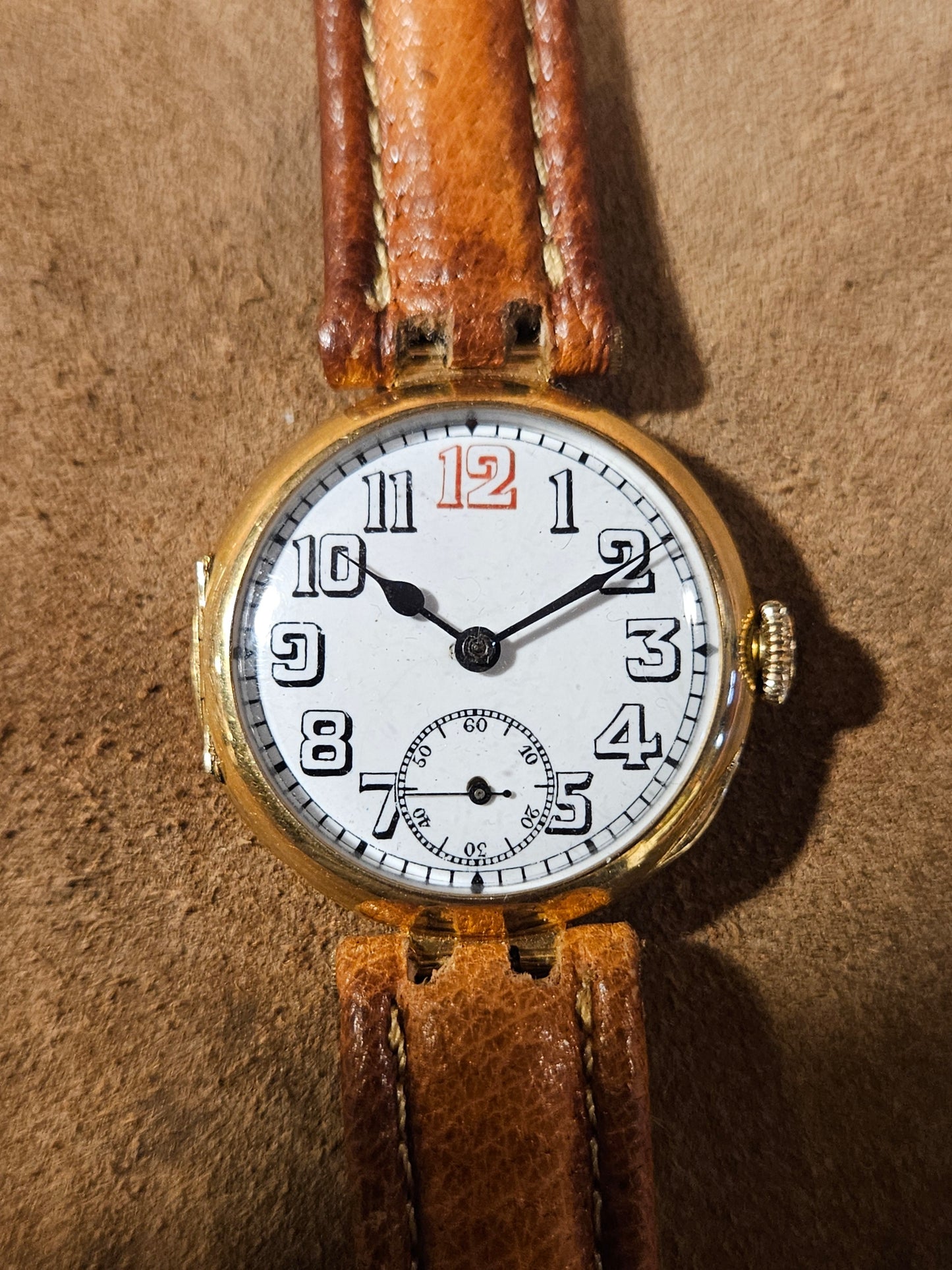 Early anonymous 9ct gold watch from WW1 period