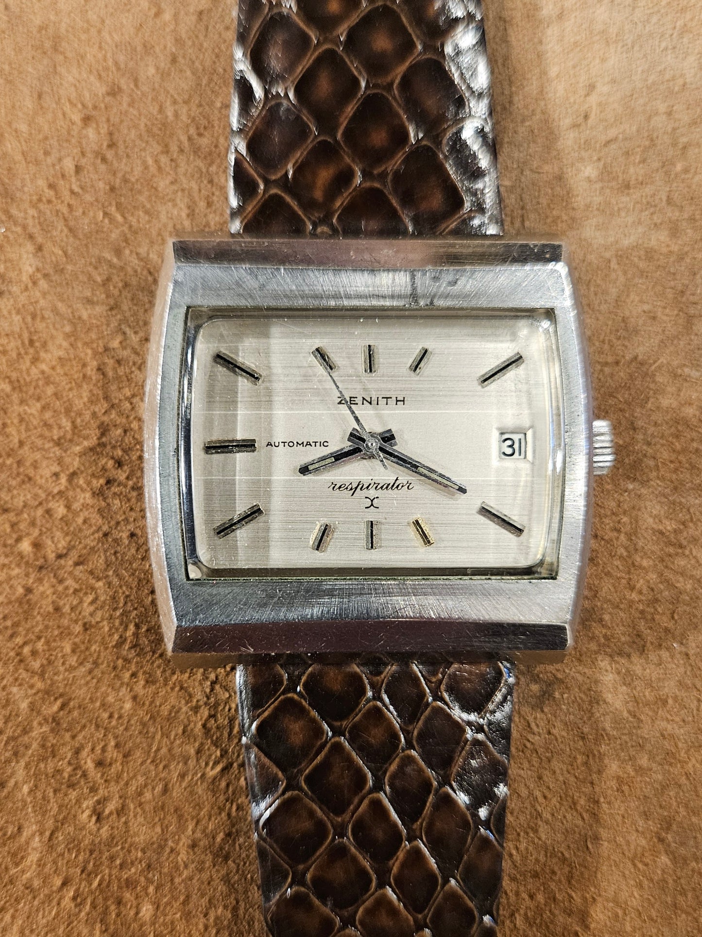 Zenith Respirator 28880 watch from thr 1970s