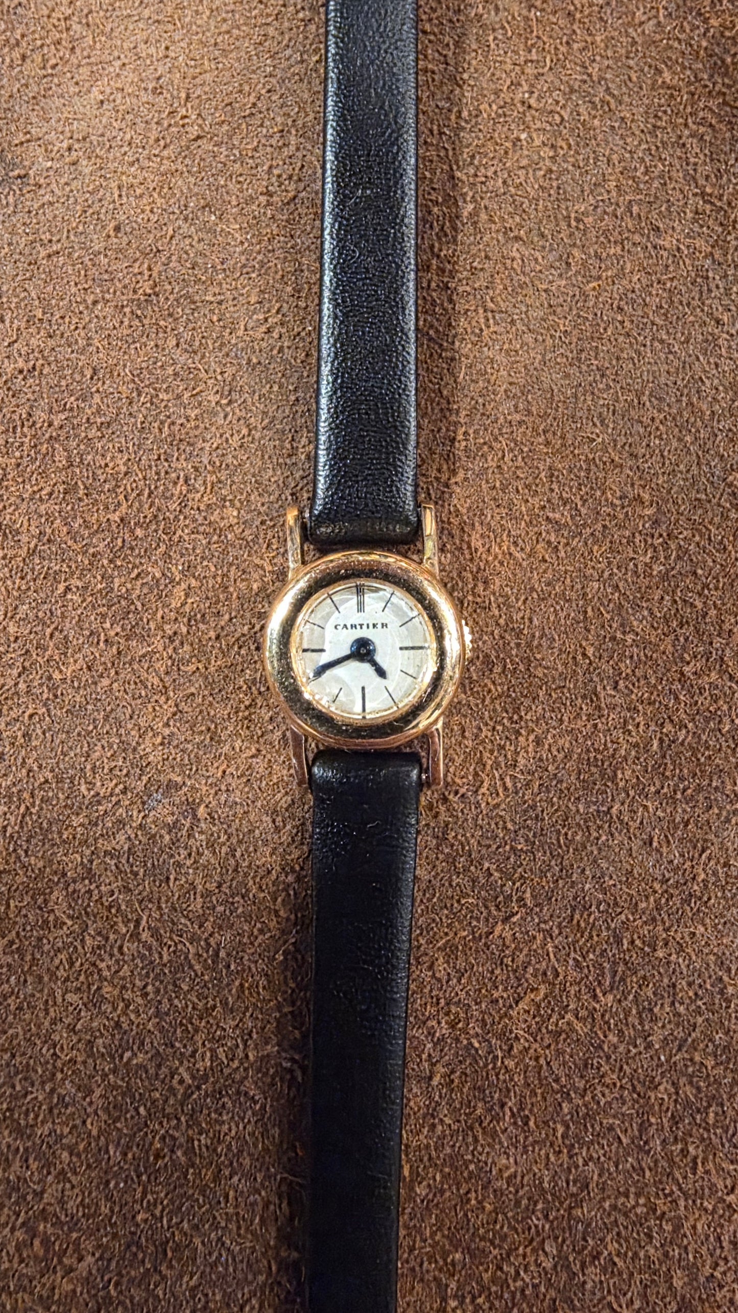 Cartier Duoplan 18kt watch from the 1940s