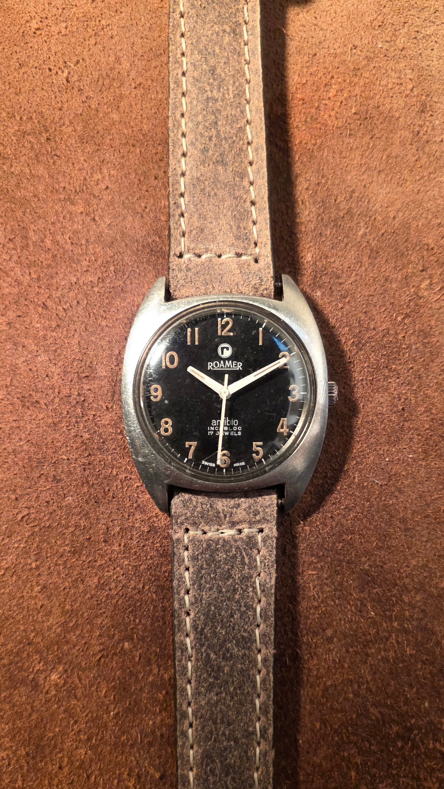 Roamer Anfibio 520 1120 016 Military issued watch from the 1970s