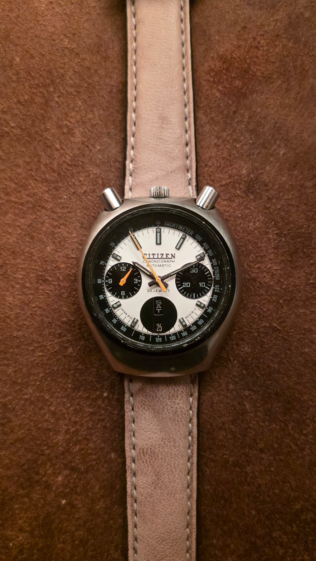 Citizien Bull head 67-9011 Chronograph watch from the 1970s