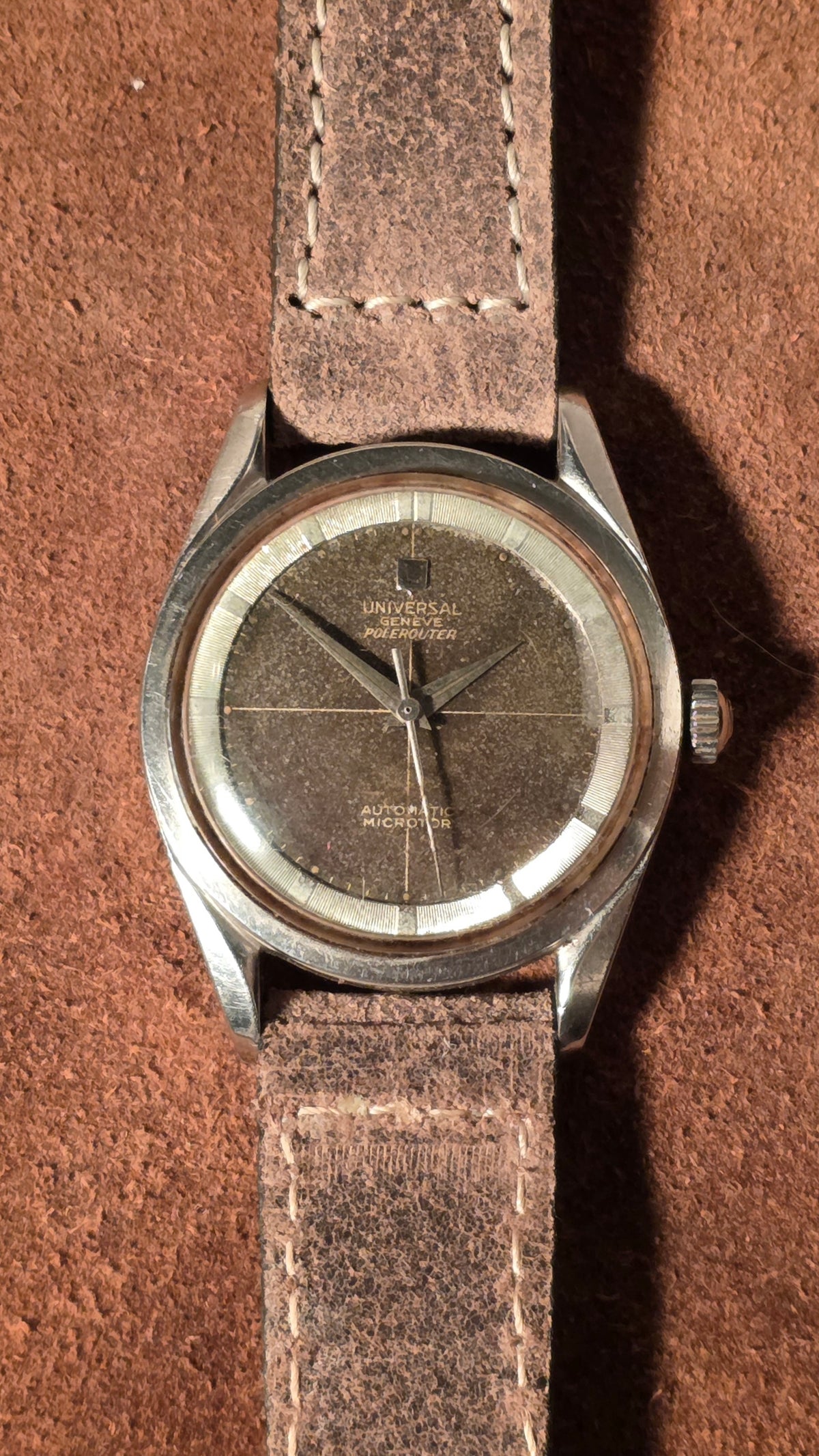 Universal Geneve Polerouter 20360 tropical dial watch from the 1950s