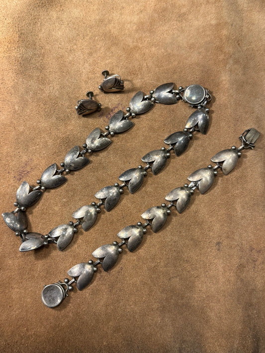 Georg Genson Tulip Link sterling silver Jewelry set.